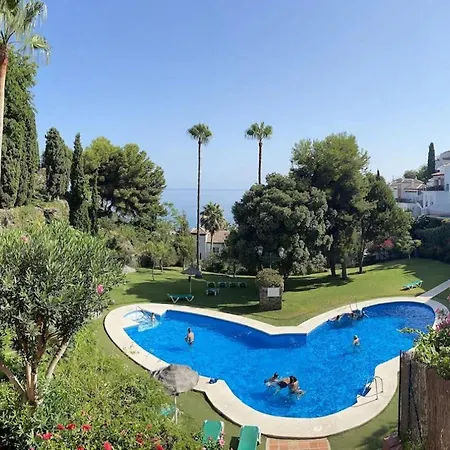Wonderful Apt With Sea View & Large Terrace Appartamento Nerja